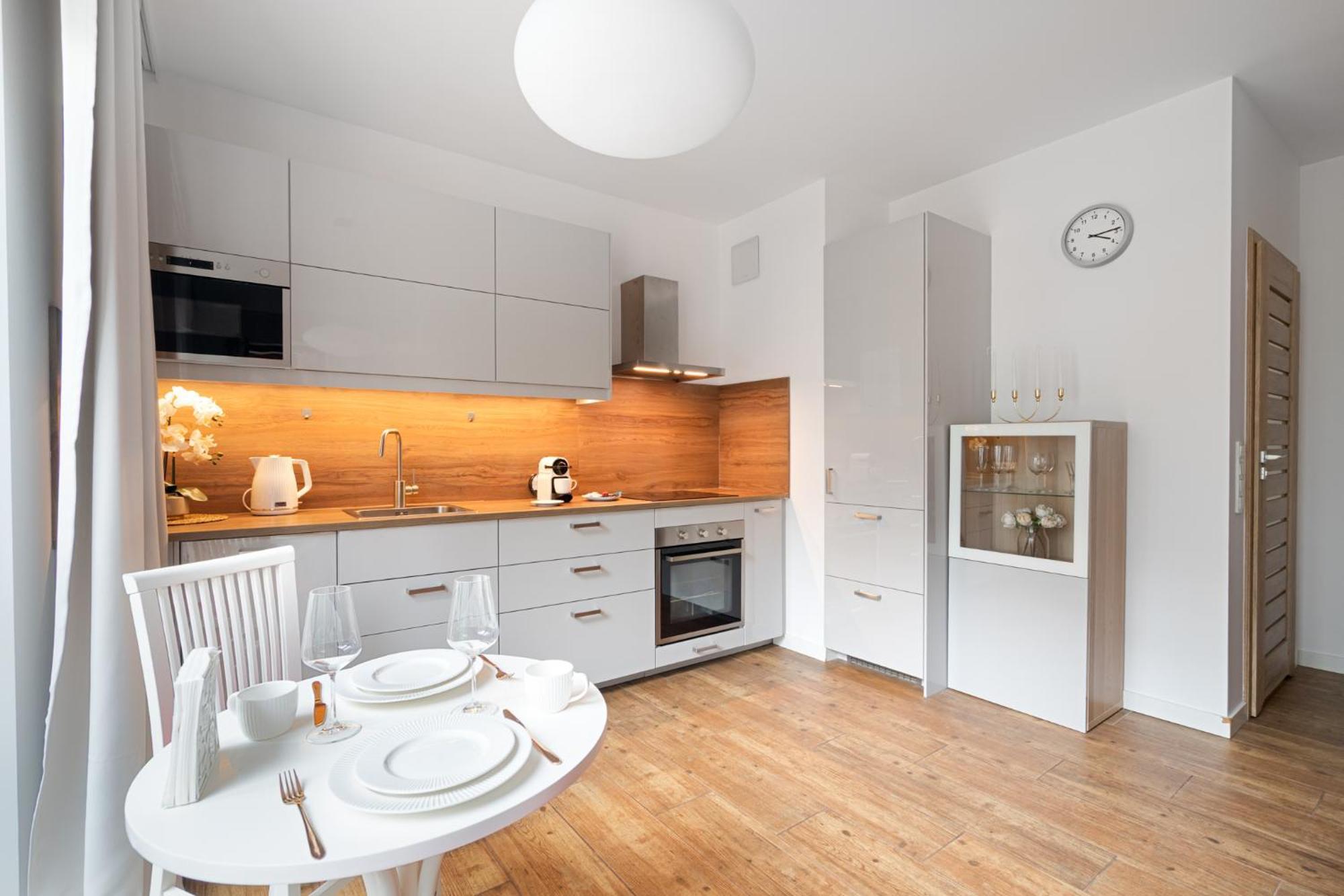 - Great Location- Big Luxury In The Center - 85-5 Apartament Warszawa