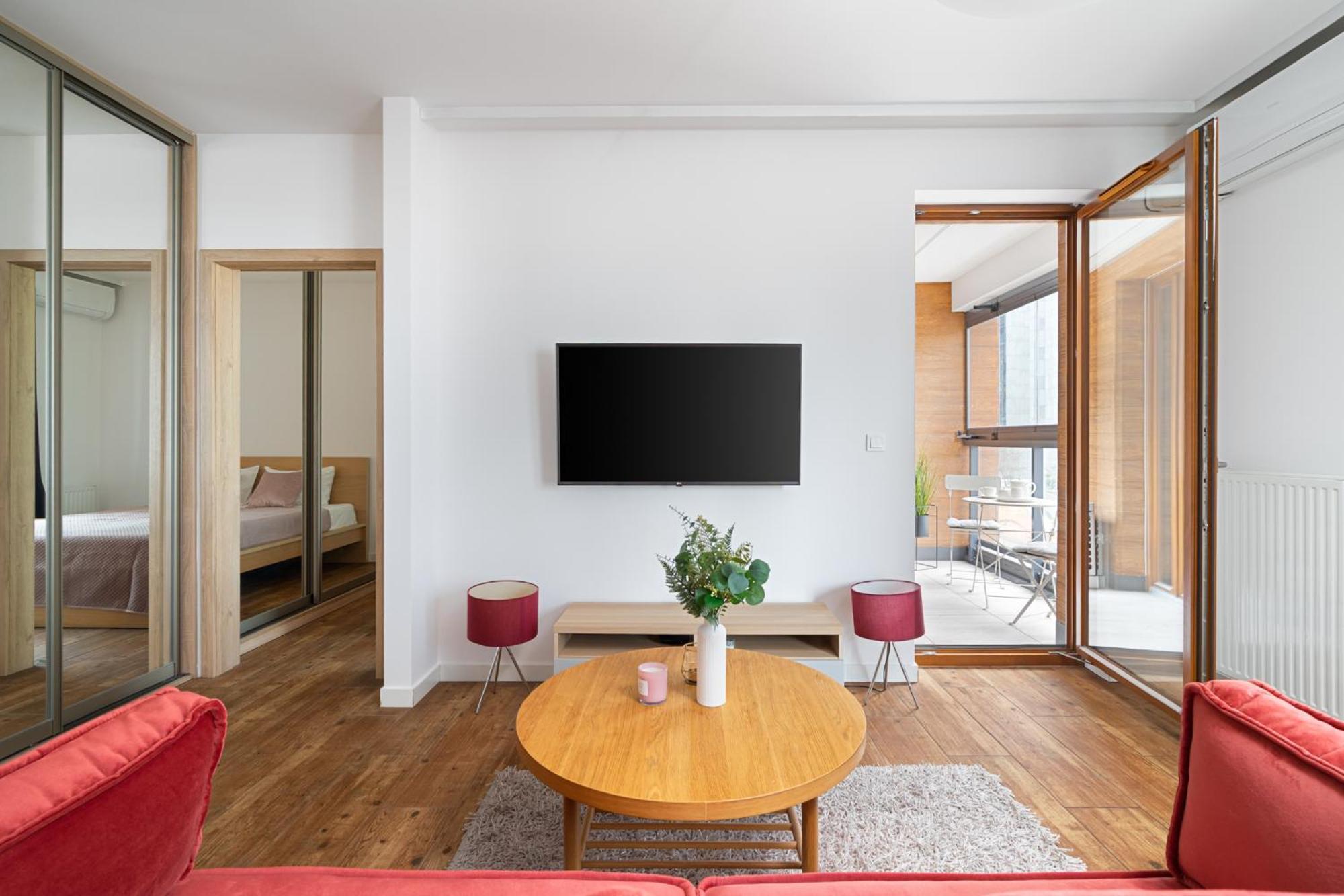 - Great Location- Big Luxury In The Center - 85-5 *